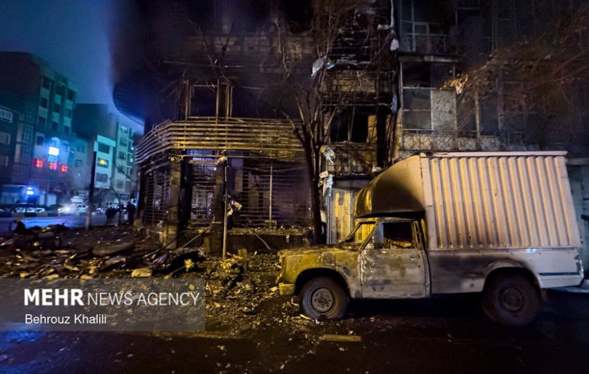 Los destrozos en un edificio de Teherán como consecuencia de las protestas contra el régimen. Foto: EFE