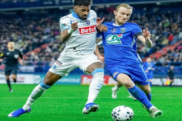 Michael Amir Murillo (izq.) en el partido durante la Copa Francia. Foto: Instagram