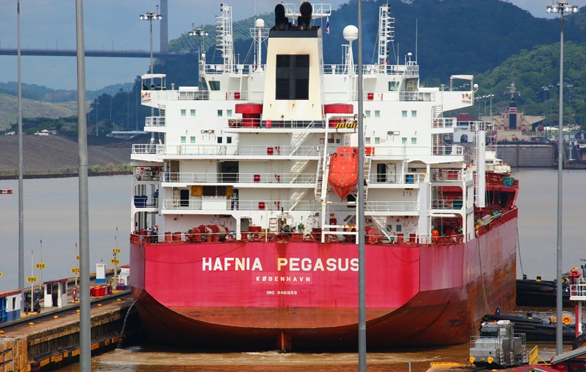 McKinsey modela dos escenarios de productividad basados en el desempeño de 14 economías emergentes.