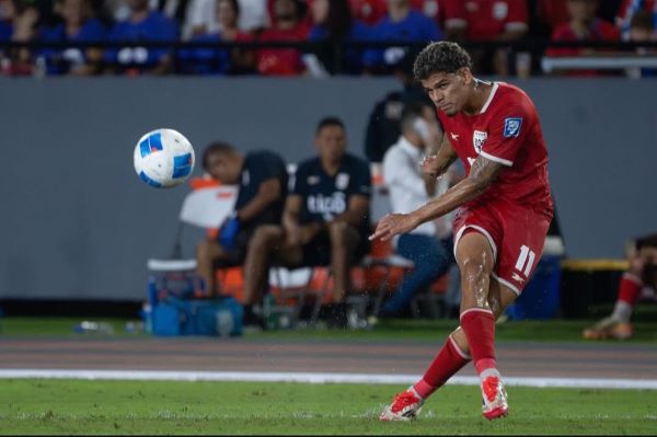 Edward Cedeño se lesionó en los entrenamientos del Albacete. Foto:@edwardcede_05.