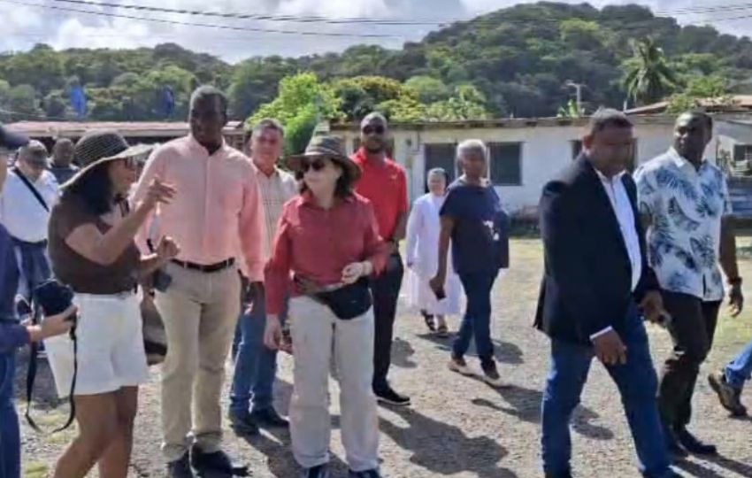 Recorrido en el corregimiento de Nombre de Dios. Foto: Diomedes Sánchez