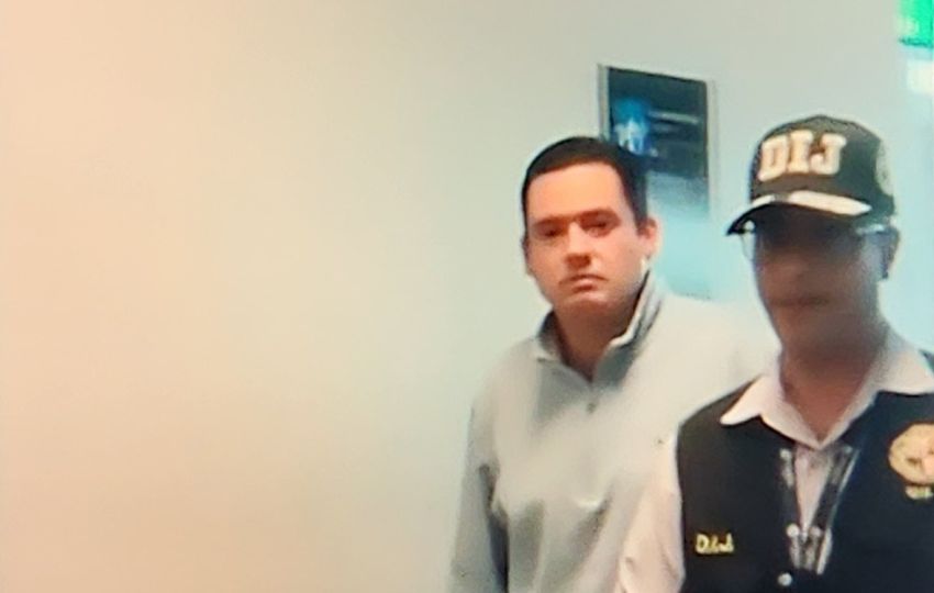 Llegada del expresidente de la República, José Gabriel Carrizo.