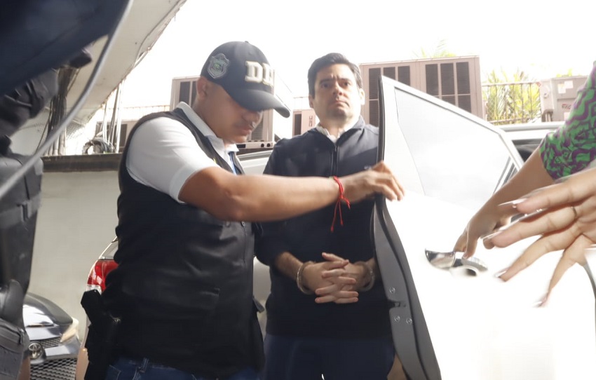 Gaby Carrizo a su llegada al SPA Gaby Carrizo a su llegada al SPA