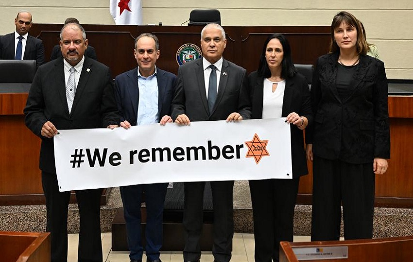 Durante el acto. Foto: Cortesía Durante el acto. Foto: Cortesía