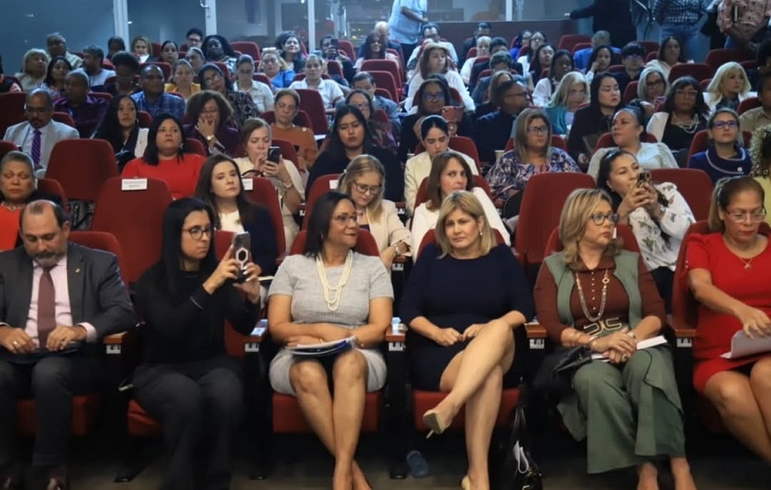 ministerio_de_la_mujer_debate.jpg