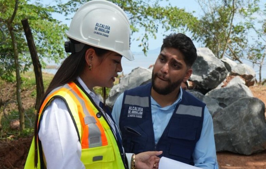 La alcaldesa de Arraiján pone orden en el distrito. Foto: Eric Montenegro