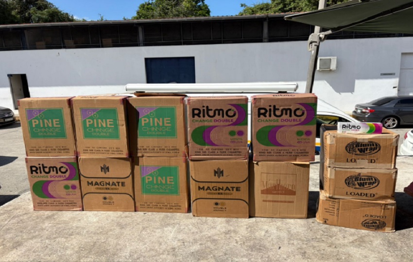 La mercancía era trasladada dentro de un vehículo particular. Foto: Diomedes Sánchez