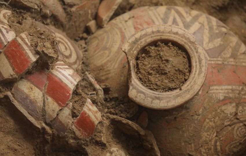 Piezas descubiertas en la zona arqueológica de El Caño. Foto: EFE Piezas descubiertas en la zona arqueológica de El Caño. Foto: EFE