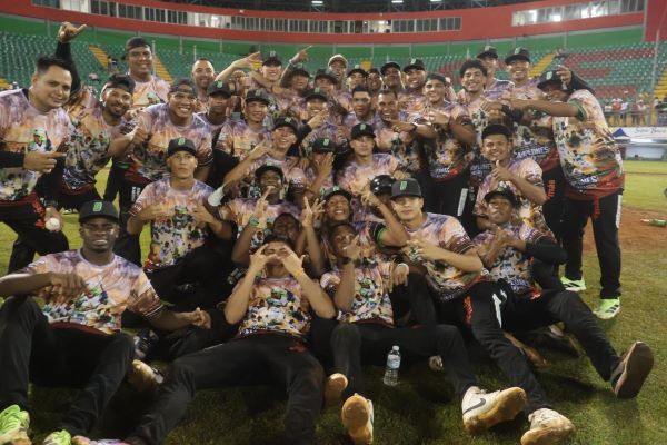 Panamá Oeste es campeón en el béisbol juvenil. Foto: Fedebeis