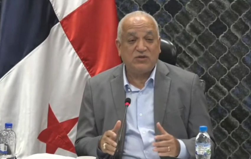 El diputado Luis Eduardo Camacho. 