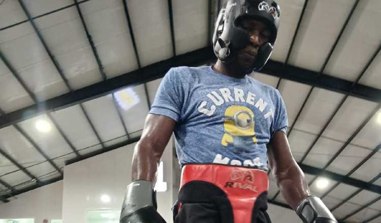 Eduardo Beckford peleará en  los 70 kilogramos en el clasificatorio rumbo a  los Juegos Centroamericanos y del Caribe 2026. Foto: Jaime A. Chávez 