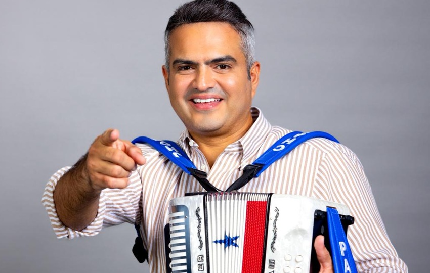 Chávez también realizará varias apariciones en medios internacionales. 