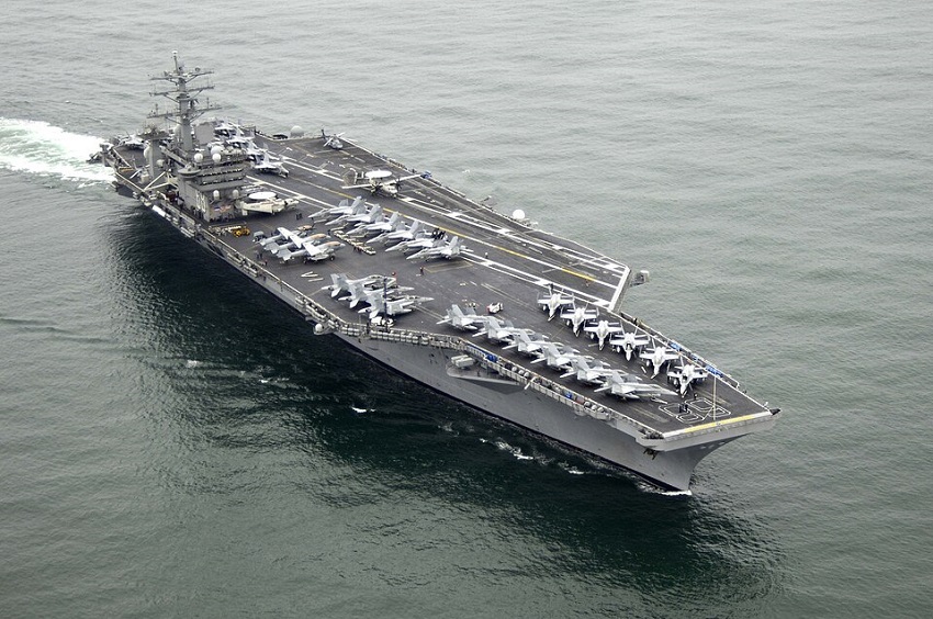 Foto del USS Nimitz, una auténtica base aérea móvil. Foto: Wikipedia Foto del USS Nimitz, una auténtica base aérea móvil. Foto: Wikipedia