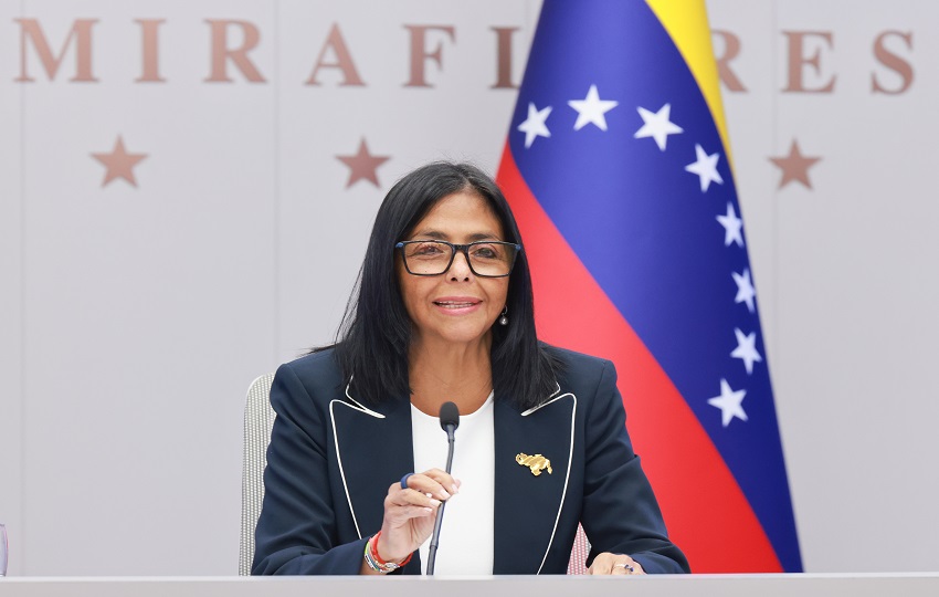 Delcy Rodríguez deja de estar sujeta a las restricciones del Tesoro. Foto: EFE