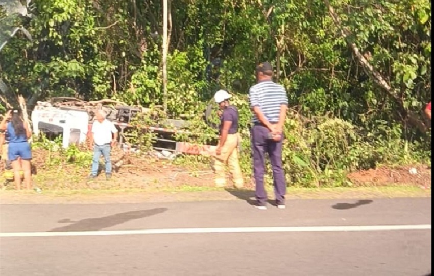 ACCIDENTE EN PUENTE COLÓN: Tanques de gas en peligro