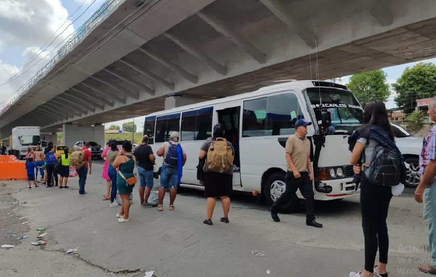 En la plataforma tecnológica se verá si el conductor está autorizado para recibir el combustible. Foto: Archivo