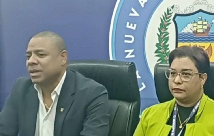 El alcalde de Colón Diógenes Galván dijo que se podría limitar el personal en las oficinas y modificar el horario de trabajo de los empleados municipales. Foto. Cortesía El alcalde de Colón Diógenes Galván dijo que se podría limitar el personal en las oficinas y modificar el horario de trabajo de los empleados municipales. Foto. Cortesía