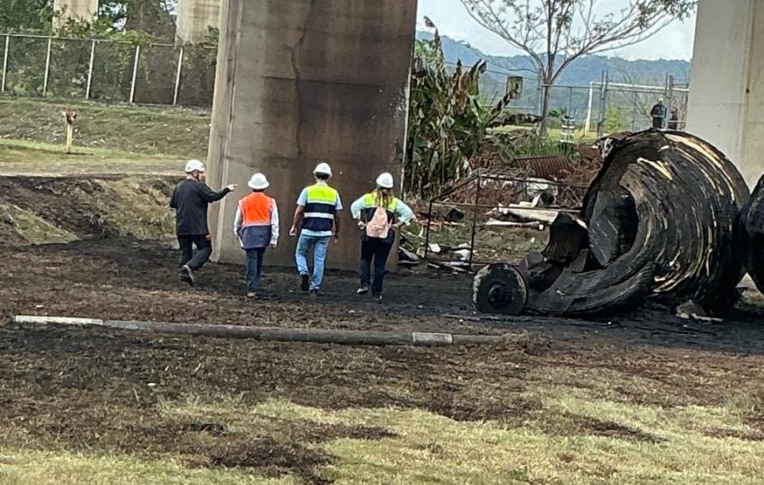 Inspecciones a la estructura del puente de las Américas tras el siniestro. Foto: Cortesía