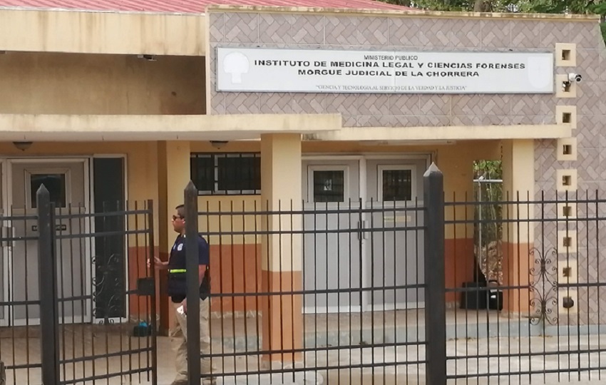 Personal de la Fiscalía de Homicidio y Femicidio adelanta las investigaciones. Foto. Eric Montenegro