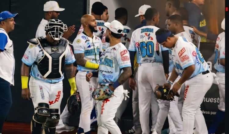 Jugadores del equipo de Colón. Foto: Fedebeis