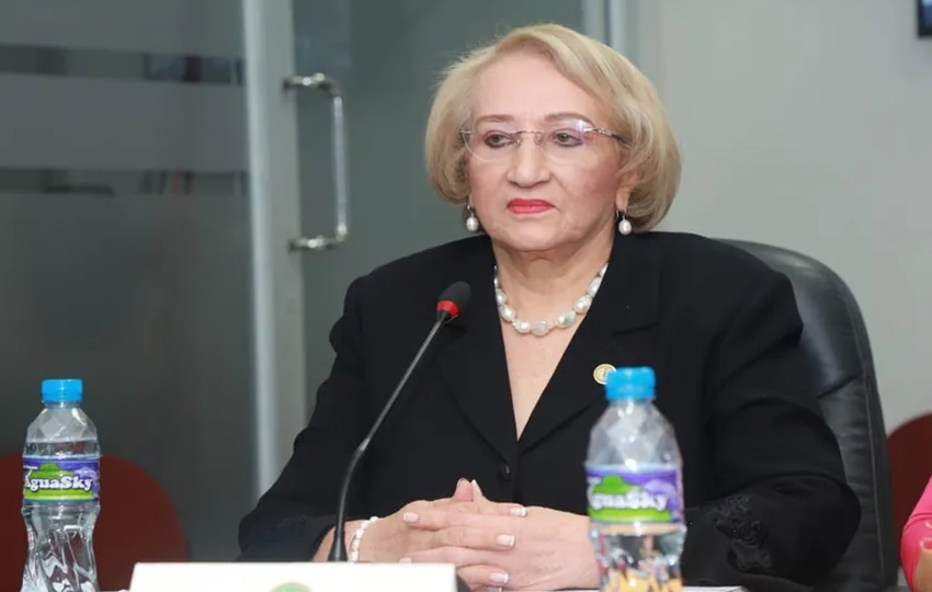 Etelvina de Bonagas reiteró que los estudiantes siguen siendo la prioridad de la institución. Foto: Asamblea