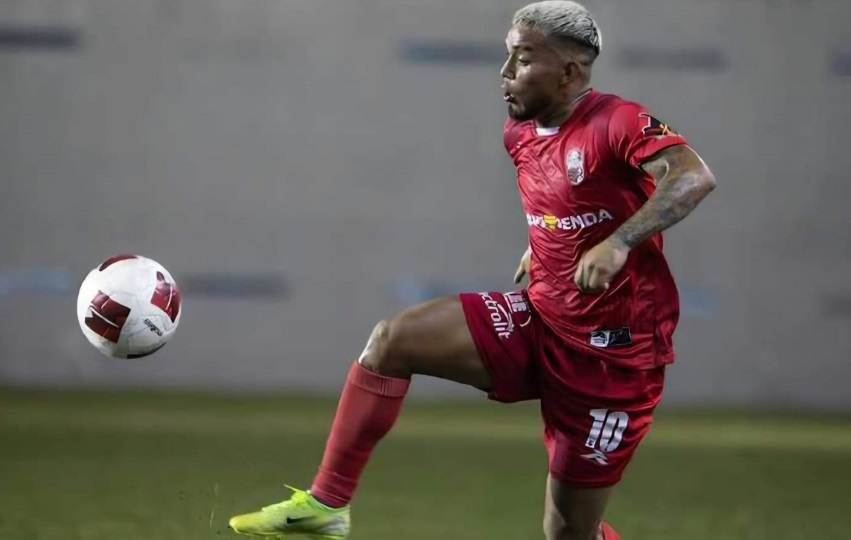 Pinzón fue parte de la selección nacional y tuvo un corto paso por el futbol venezolano y en España. Foto LPF