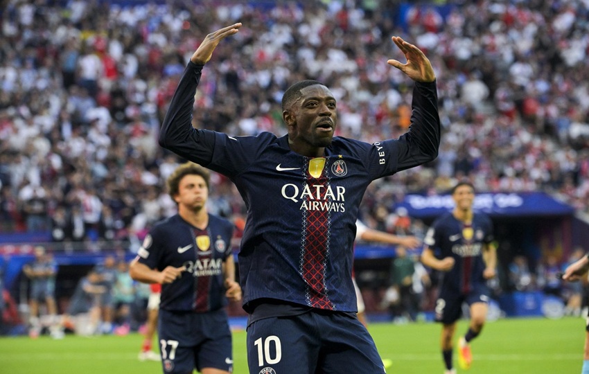 Ousmane Dembele empató el juego desde el punto penal. Foto: EFE