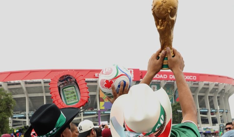 El mundial arranca en el Estadio Azteca entre México y Sudáfrica. Foto: EFE El mundial arranca en el Estadio Azteca entre México y Sudáfrica. Foto: EFE