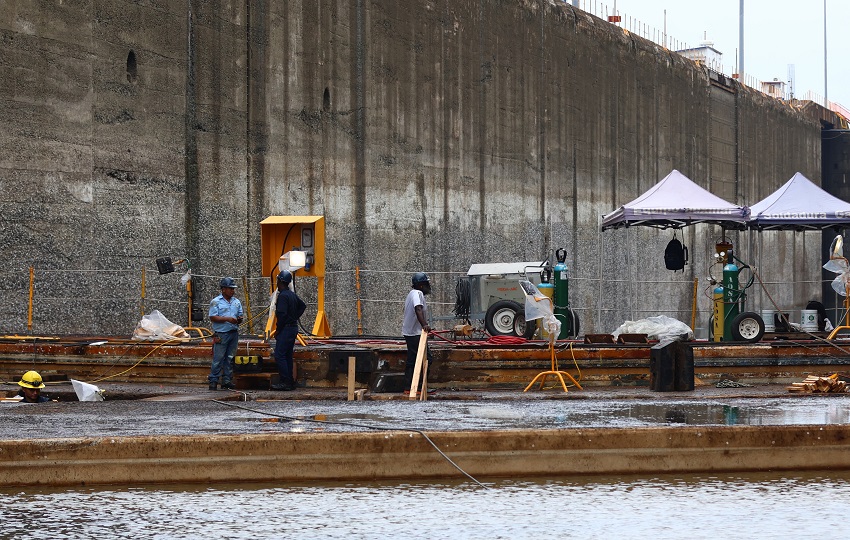 El mantenimiento de cámara seca se desarrolla aproximadamente una vez al año. Foto: EFE