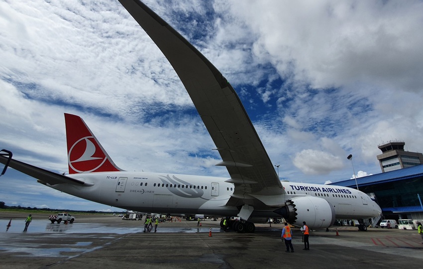 El vuelo más largo que sale de Tocumen es a Estambul. El vuelo más largo que sale de Tocumen es a Estambul.
