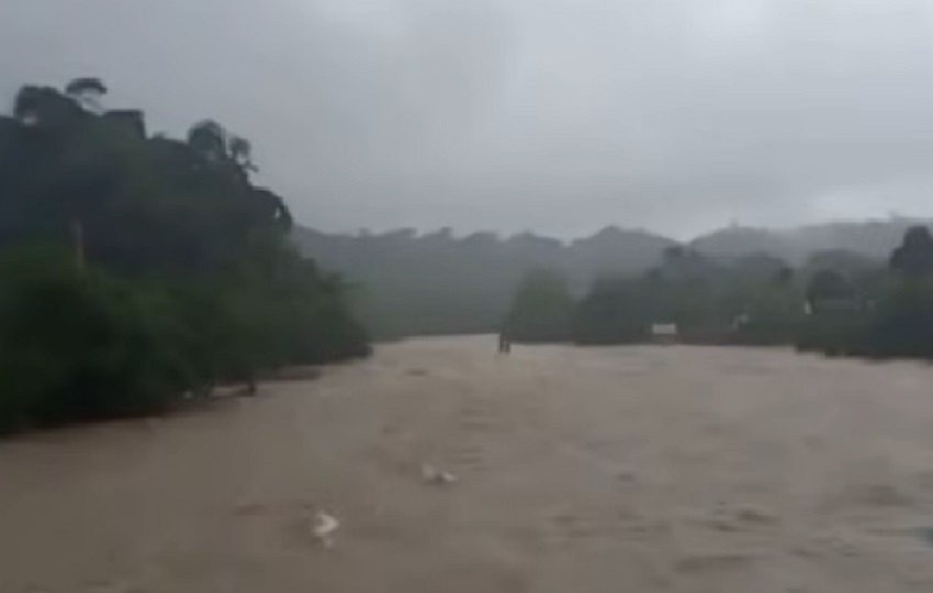 Las intensas lluvias han provocado el desbordamiento de ríos y quebradas. Foto: Cortesía