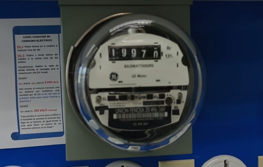 La ASEP ordenó a las distribuidoras eléctricas implementar un plan obligatorio de mejoras, tras el aumento de quejas ciudadanas. La ASEP ordenó a las distribuidoras eléctricas implementar un plan obligatorio de mejoras, tras el aumento de quejas ciudadanas.