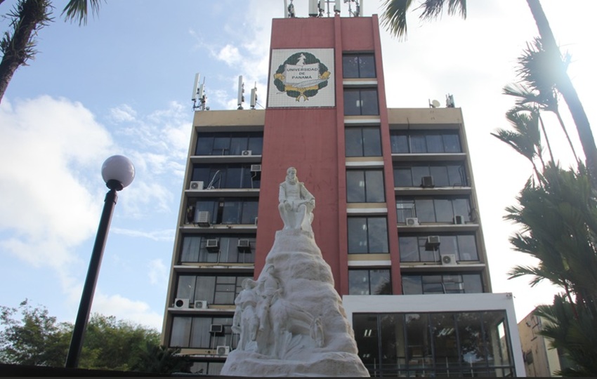La UP apoyará al Meduca con una plataforma para verificar los diplomas. Foto: UP La UP apoyará al Meduca con una plataforma para verificar los diplomas. Foto: UP