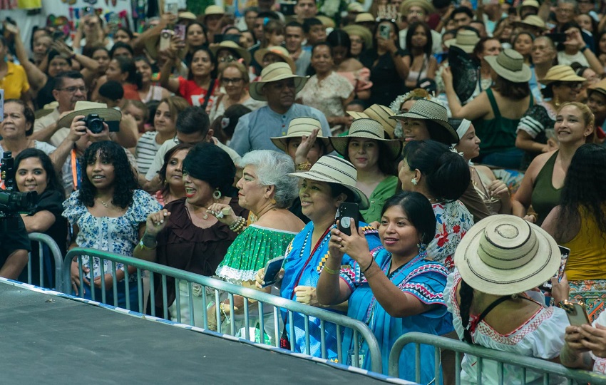 Feria Nacional de Artesanías 2026 alcanza un 94 % de satisfacción entre sus visitantes.