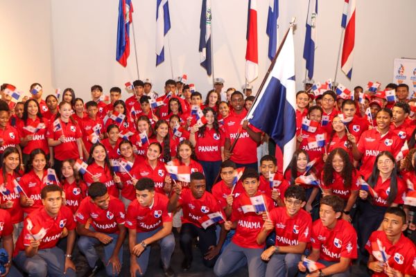 Los estudiantes panameños se encuentran listos para competir en los Juegos Codicader en Honduras. Foto: Cortesía