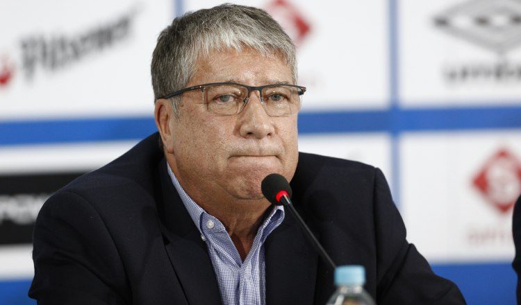 Hernán 'El Bolillo' Gómez, técnico de El Salvador. Foto: EFE Hernán 'El Bolillo' Gómez, técnico de El Salvador. Foto: EFE