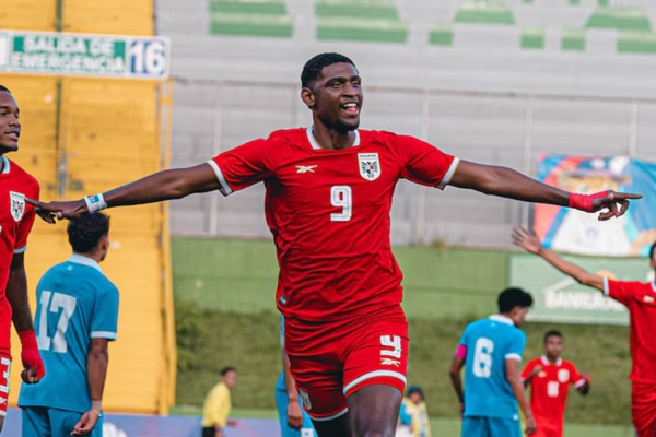 Josué 'Yayita' Vergara, es baja ante la India. Foto: FPF