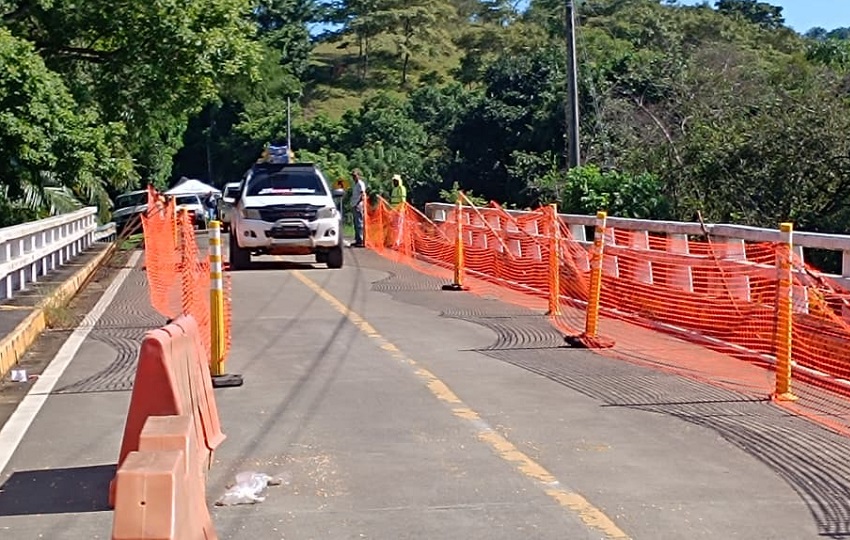 El MOP habilitó el paso por el puente sobre el río Oria, ubicado en Oria Arriba, distrito de Pedasí