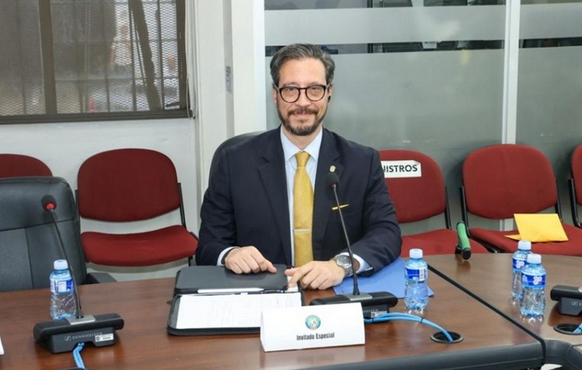 viceministro_mef_fausto_fernandez.jpg viceministro_mef_fausto_fernandez.jpg