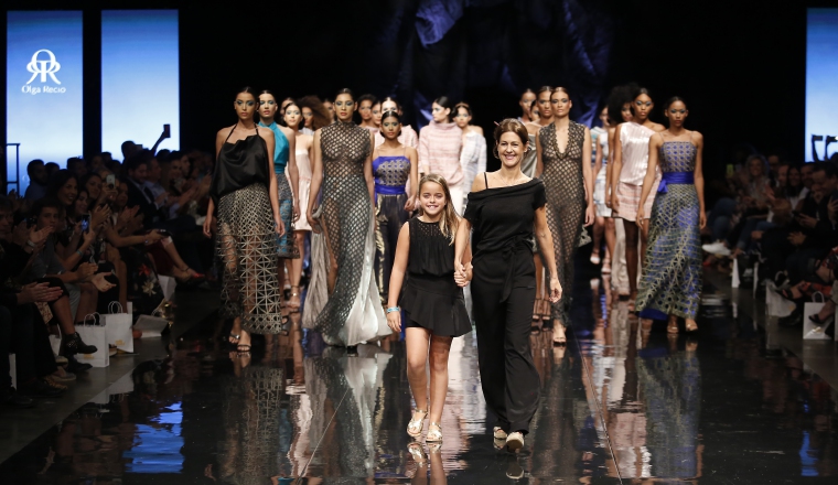 La diseñadora española Olga Recio presentó por tercer año en el Fashion Week Panamá en el bloque de cierre. La diseñadora española Olga Recio presentó por tercer año en el Fashion Week Panamá en el bloque de cierre.