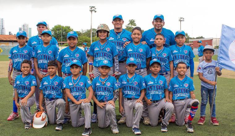 2 Caballos de Coclé se llevó el título Sub-10. 2 Caballos de Coclé se llevó el título Sub-10.