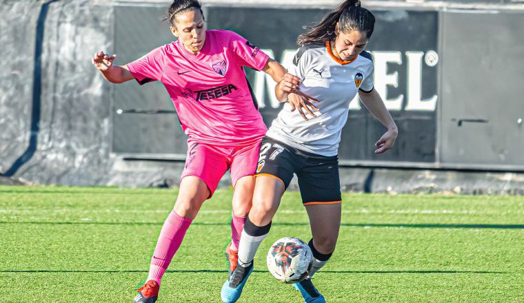 Rosario Vargas en uno de los partidos con Valencia B. Foto: Cortesía