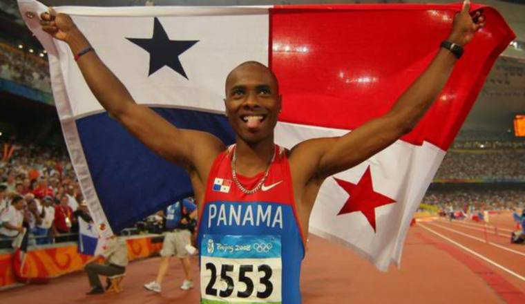 Irving Saladino tiene la única medalla de oro de Panamá en Juegos Olímpicos. Irving Saladino tiene la única medalla de oro de Panamá en Juegos Olímpicos.