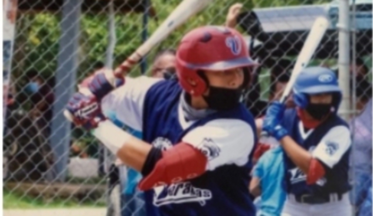 Quiere seguir su carrera deportiva y universitaria. Quiere seguir su carrera deportiva y universitaria.