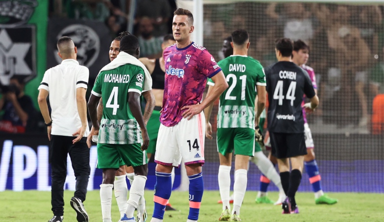Arkadiusz Milik de Juventus, lamenta la derrota. Arkadiusz Milik de Juventus, lamenta la derrota. Foto: EFE