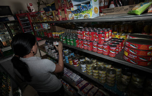 Los panameños buscan la tuna porque es un producto de precio más accesible.(Archivo)