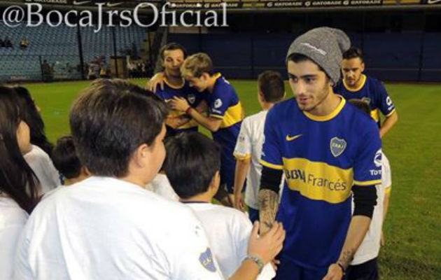 La banda británica visito la Bombonera antes de su presentación/Foto cortesía Boca Juniors