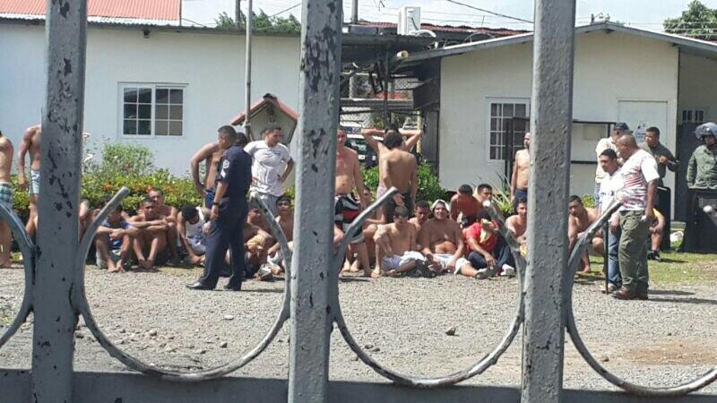 Policía se toma cárcel pública de David. Foto/@nextpanama