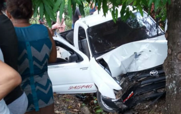 Muere en Bugaba tras batallar por su vida luego de ser baleado en la cabeza Así quedó el vehículo tipo pick up Toyota Hilux placa 245746 color blanco que conducía. Foto: Mayra Madrid.
