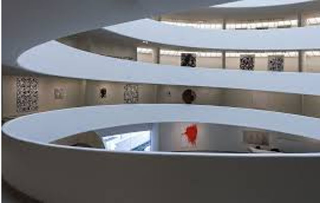 Adentro del museo Guggenheim, Nueva York